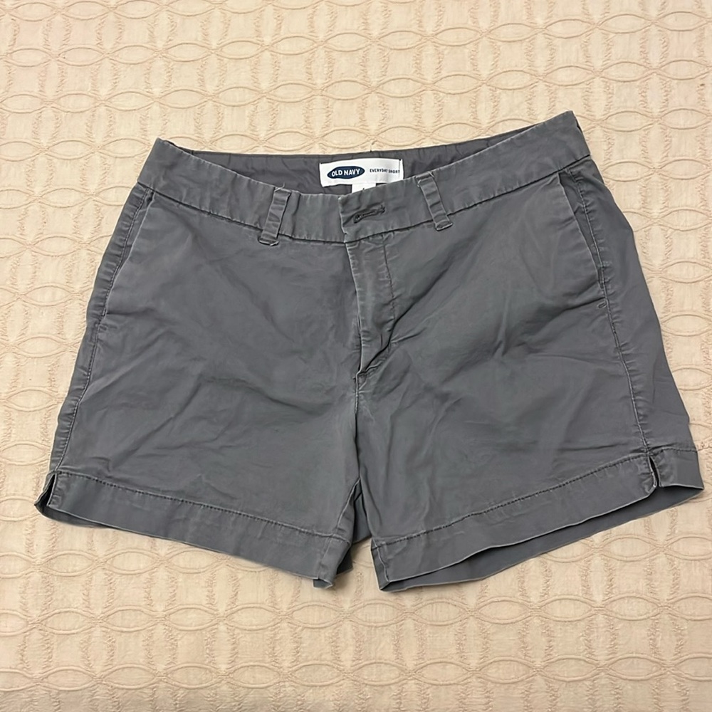 Old Navy gray Everyday shorts